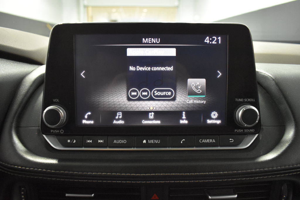 Used 2021 Nissan Rogue S AWD/4WD image 21