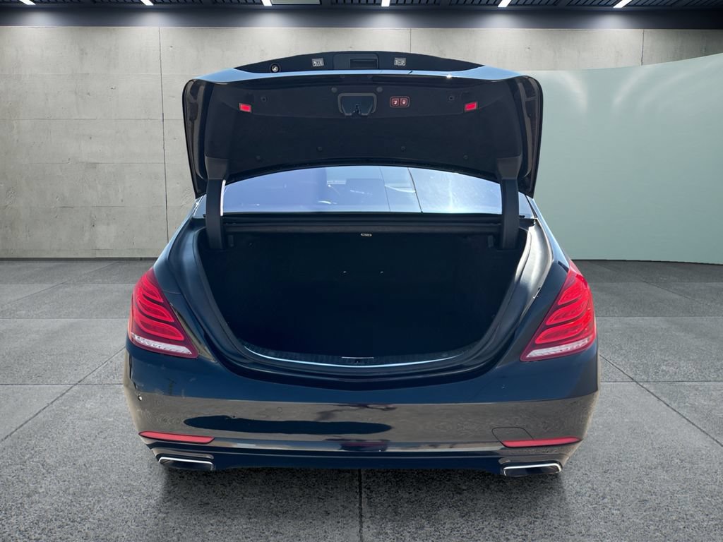 Used 2014 Mercedes-Benz S 550 Sedan w/ Premium 1 Package image 9