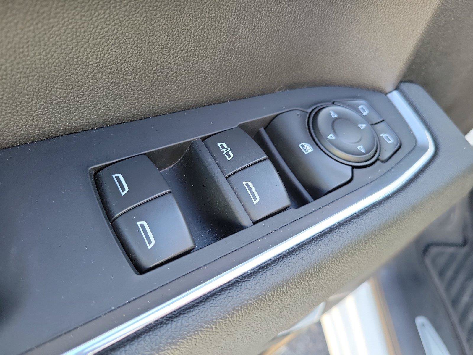 Used 2023 Chevrolet Silverado 1500 LT AWD/4WD image 19