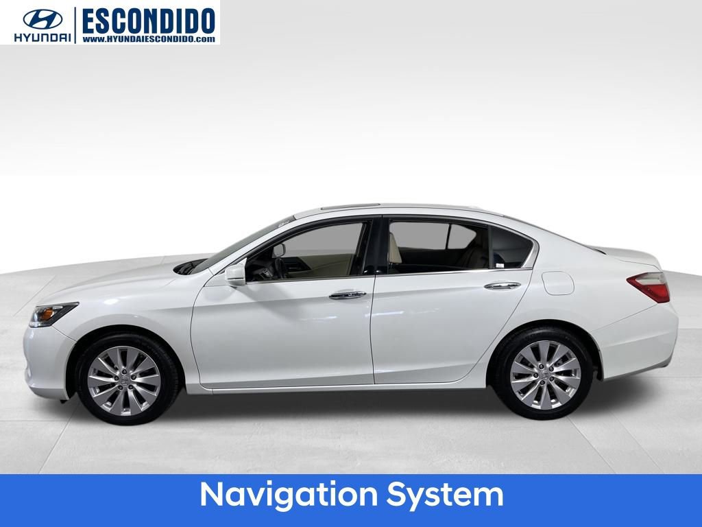 Used 2015 Honda Accord Touring image 2