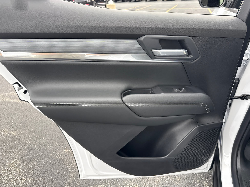 New 2027 GMC Terrain Elevation w/ Elevation Premium Package AWD/4WD image 32