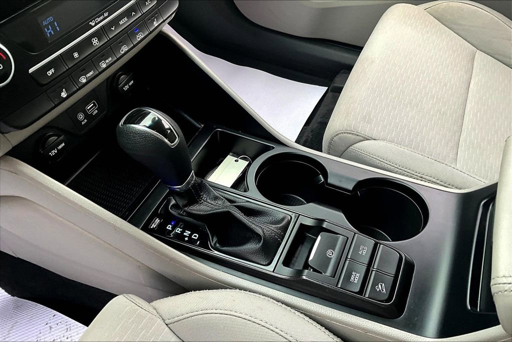 Used 2020 Hyundai Tucson SEL w/ Cargo Package image 16