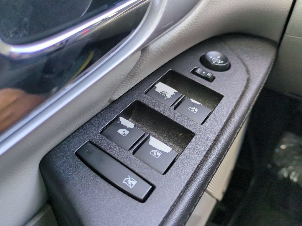 Used 2017 GMC Terrain SLT w/ Driver Alert Package I FWD image 25