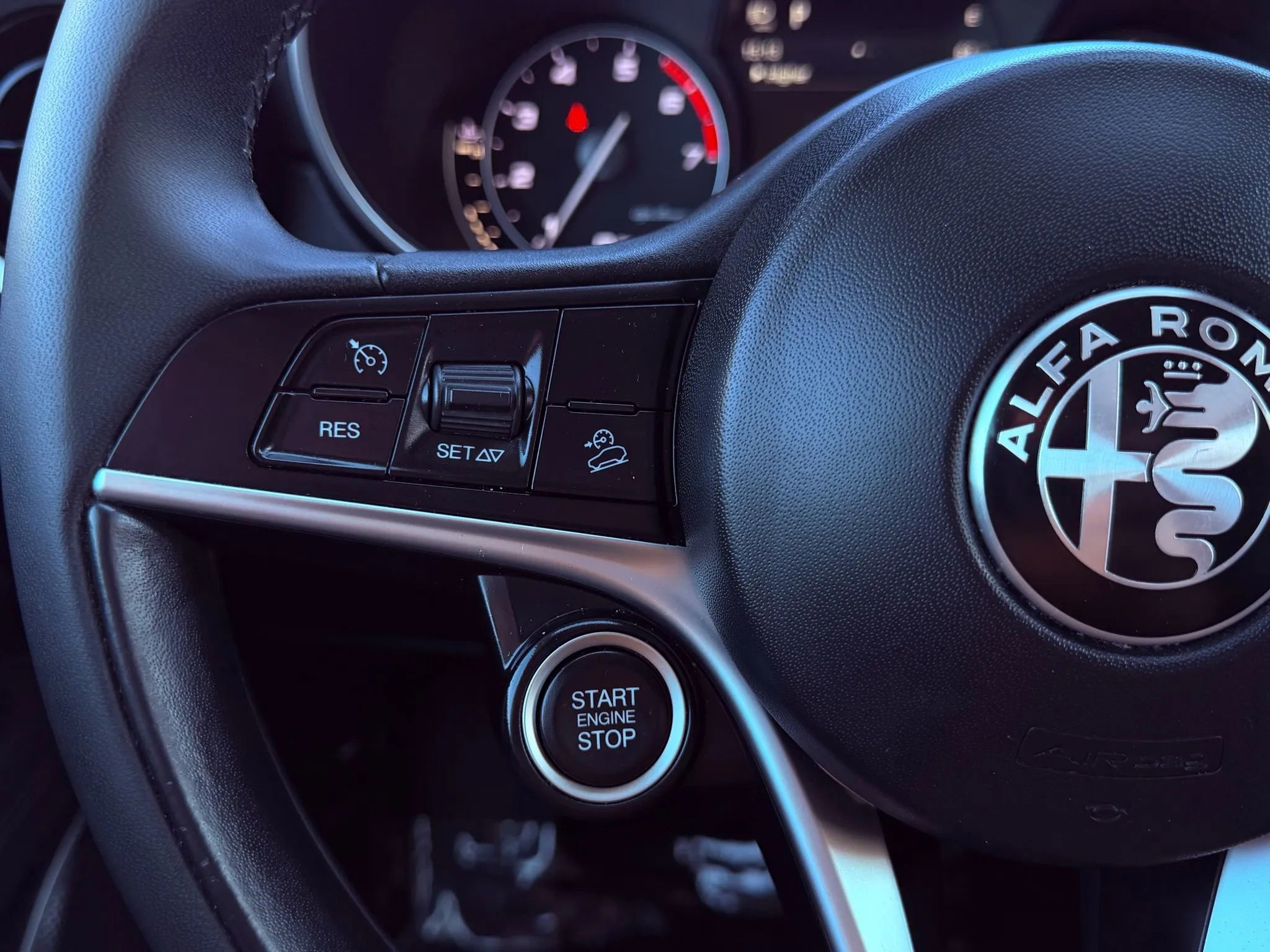 Used 2018 Alfa Romeo Stelvio AWD w/ Convenience Package image 18