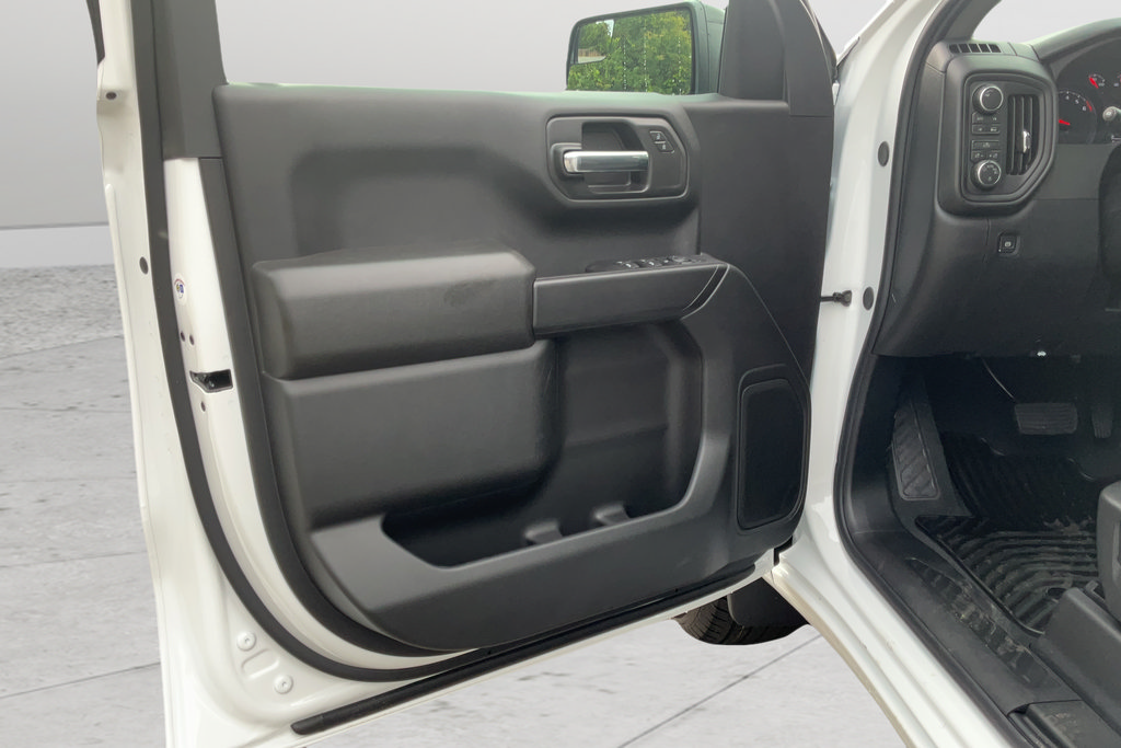 New 2026 Chevrolet Silverado 1500 Custom AWD/4WD image 9