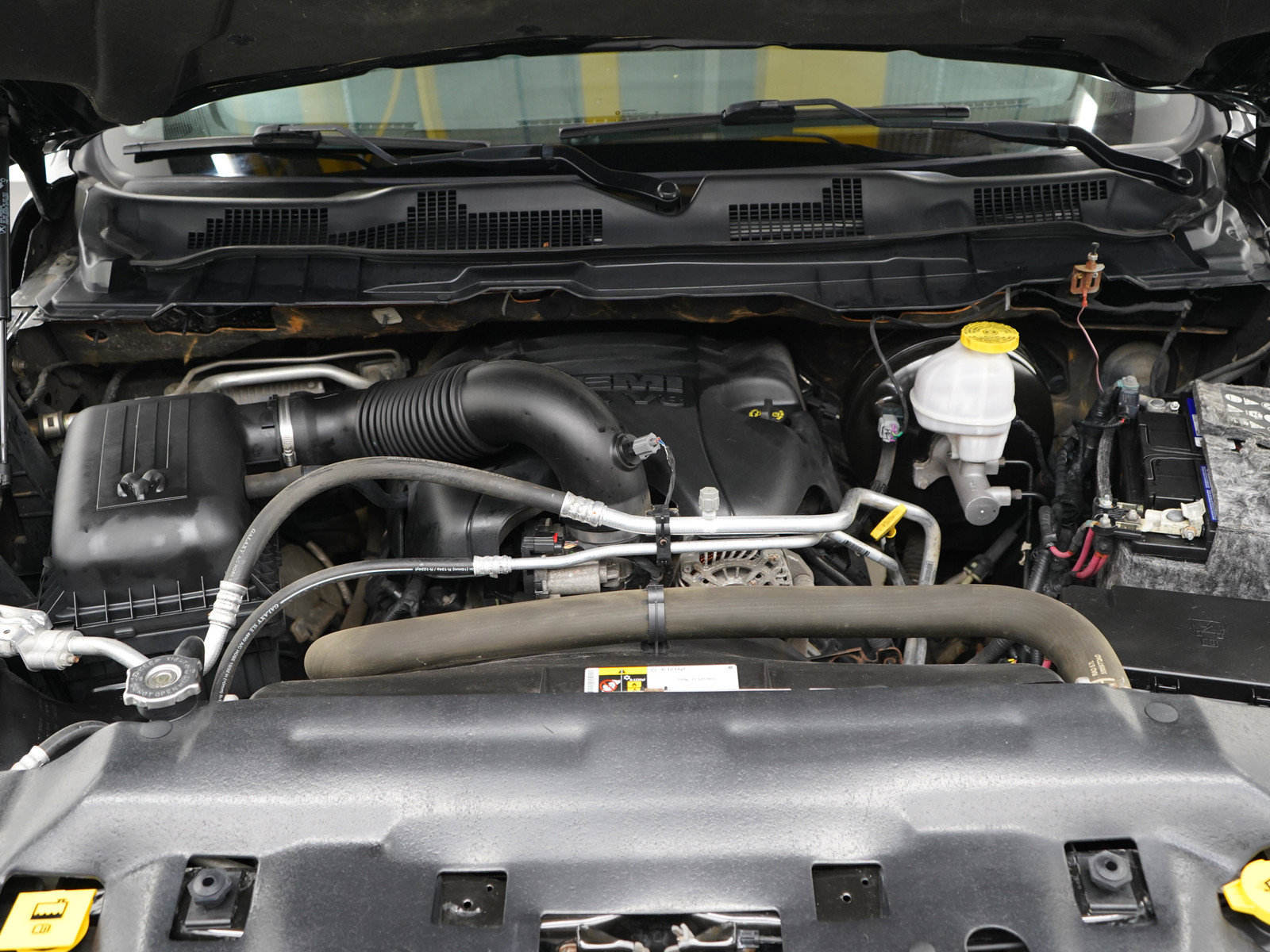 Used 2019 RAM 1500 Tradesman w/ SXT Plus Group AWD/4WD image 29