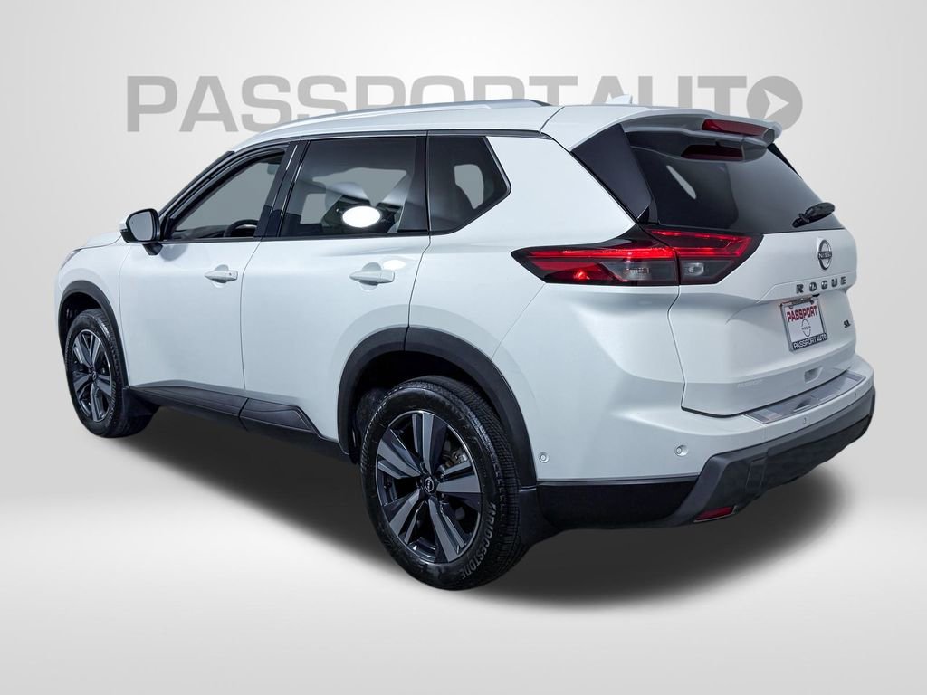 Certified 2024 Nissan Rogue SL image 7