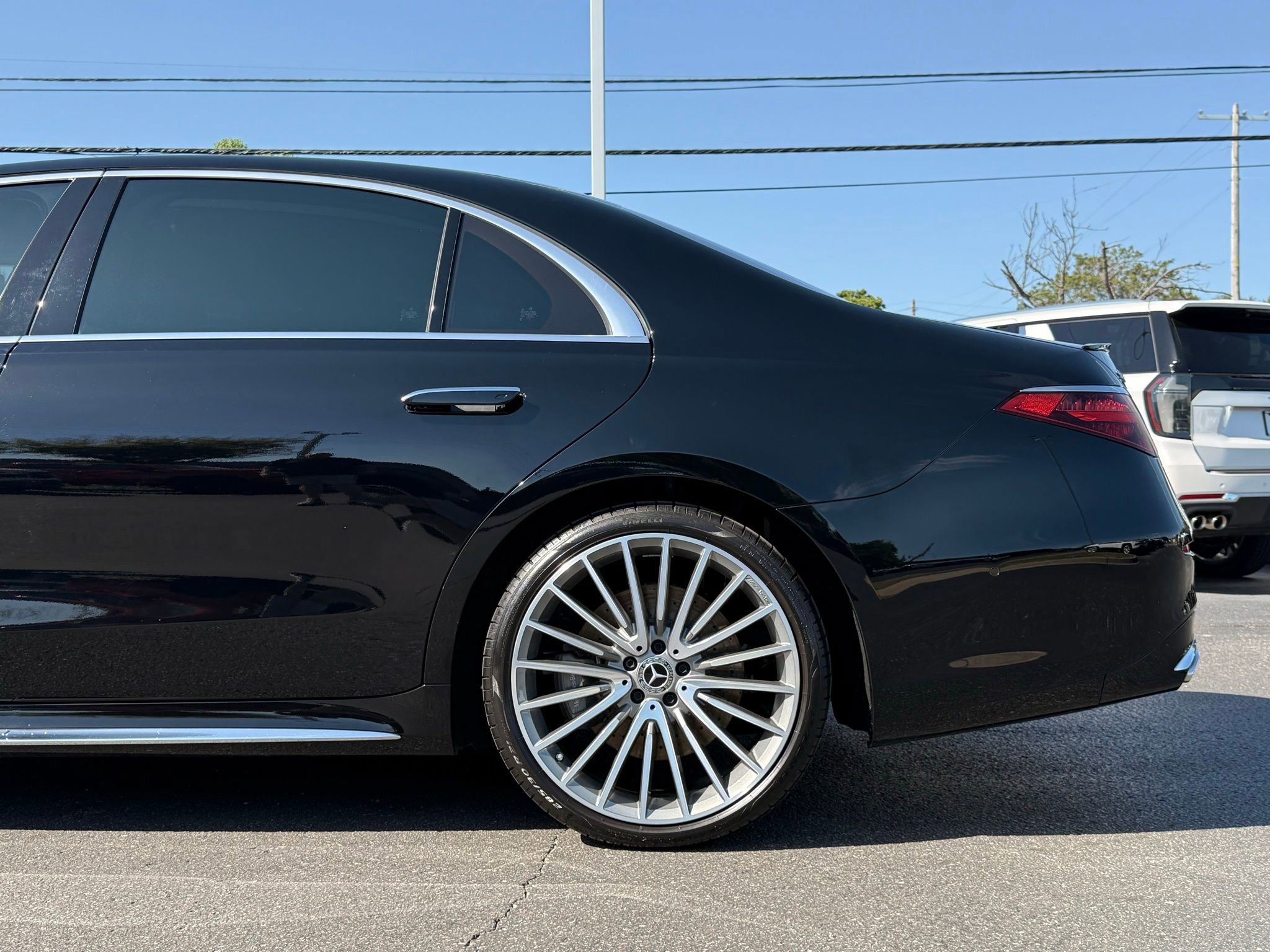 Used 2022 Mercedes-Benz S 500 4MATIC image 11