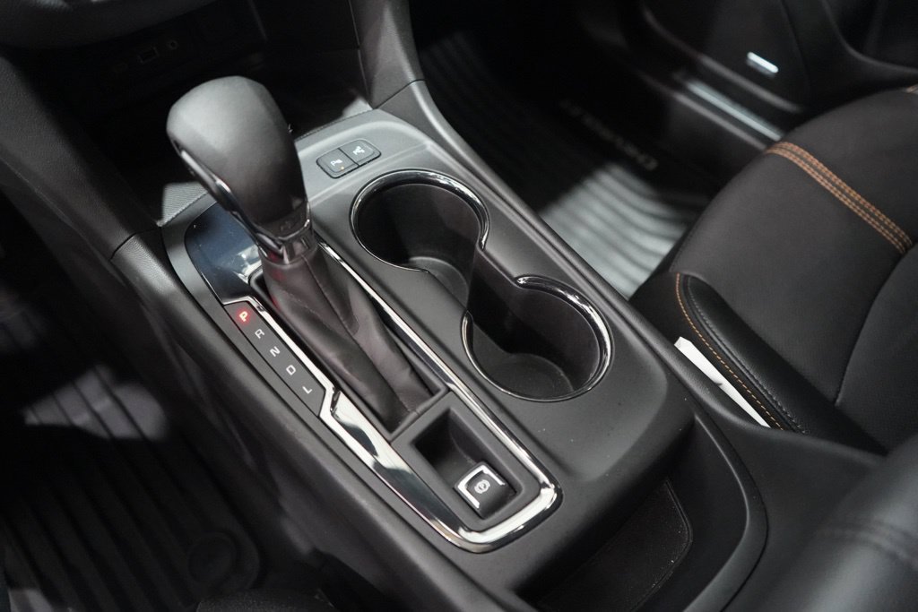 Used 2023 Chevrolet Equinox Premier FWD image 34