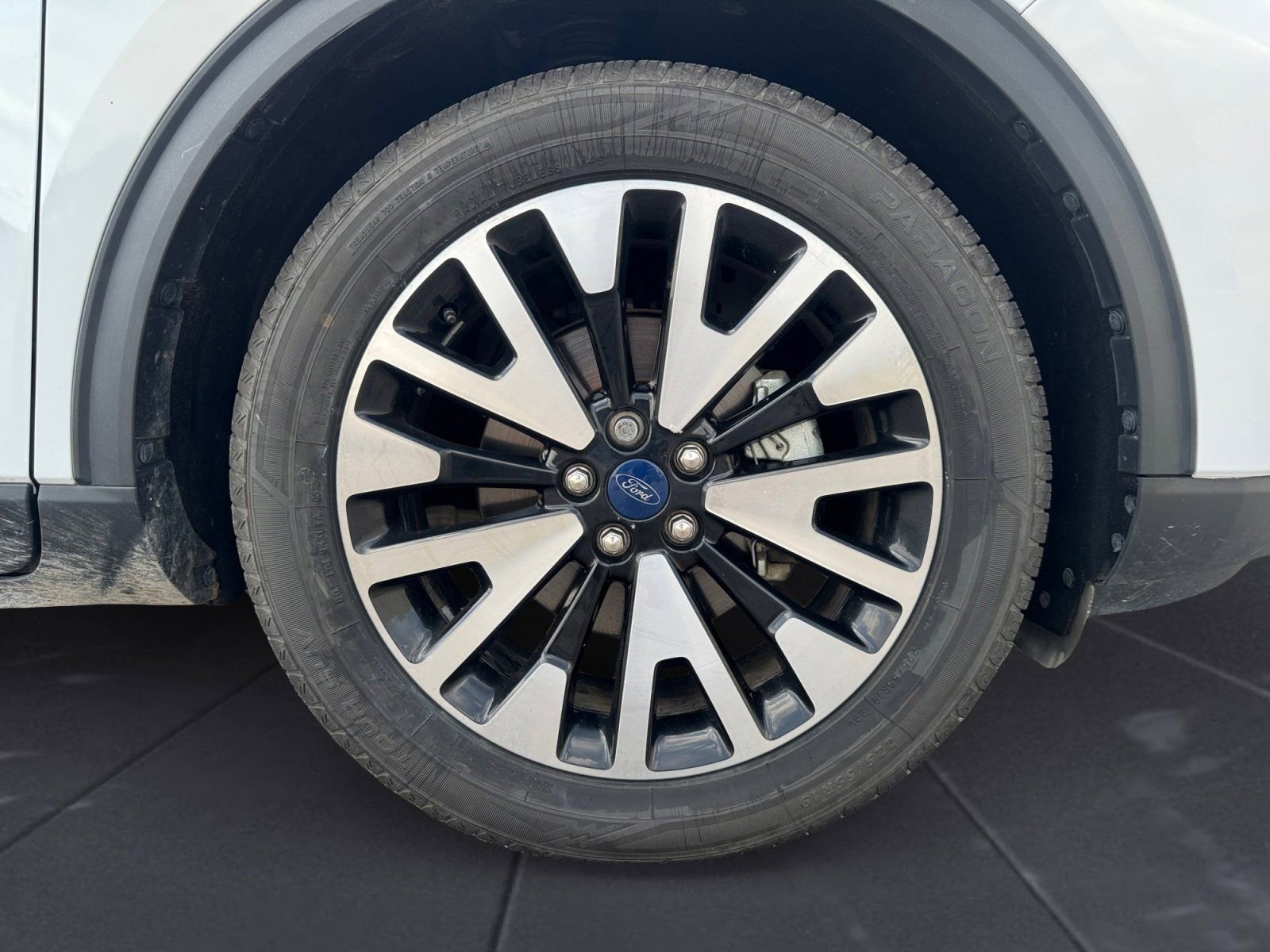 Certified 2020 Ford Escape SE Sport FWD image 14