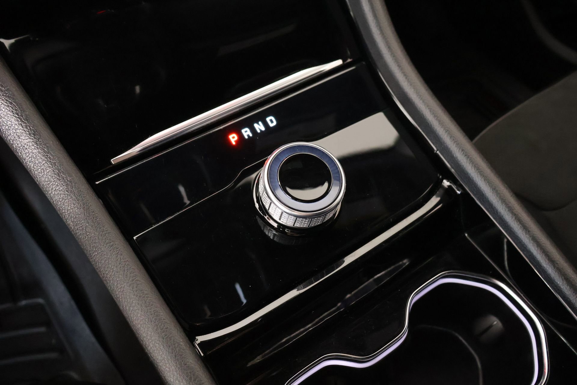 Used 2023 Jeep Grand Cherokee L Laredo image 8