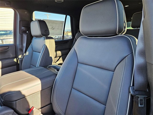 New 2025 GMC Yukon Elevation image 14