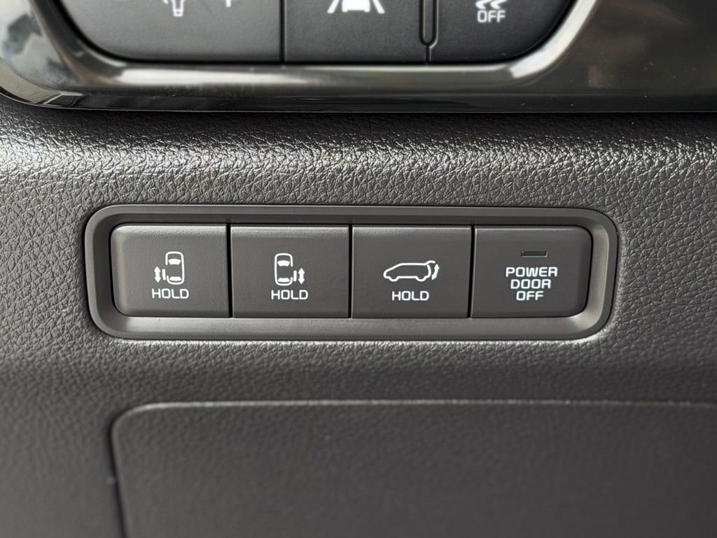 Used 2024 Kia Carnival SX FWD image 27
