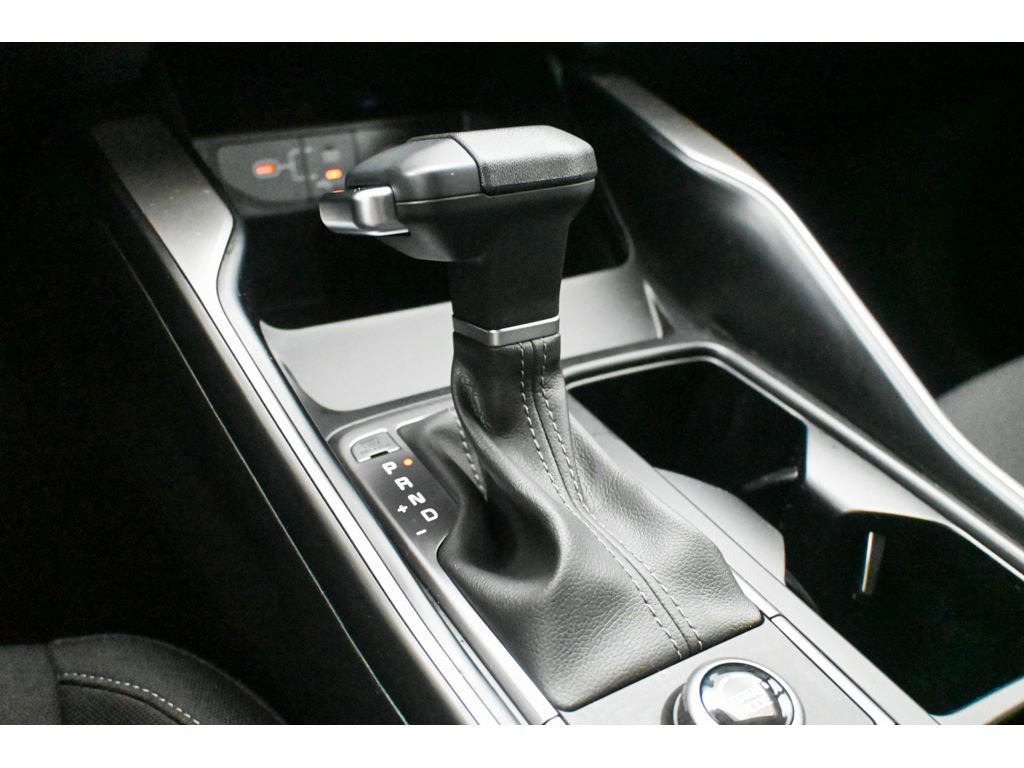 Certified 2025 Kia Sorento LX FWD image 29