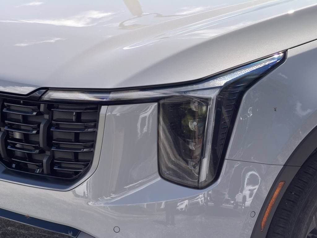 Certified 2025 Kia Sorento SX Prestige AWD/4WD image 10
