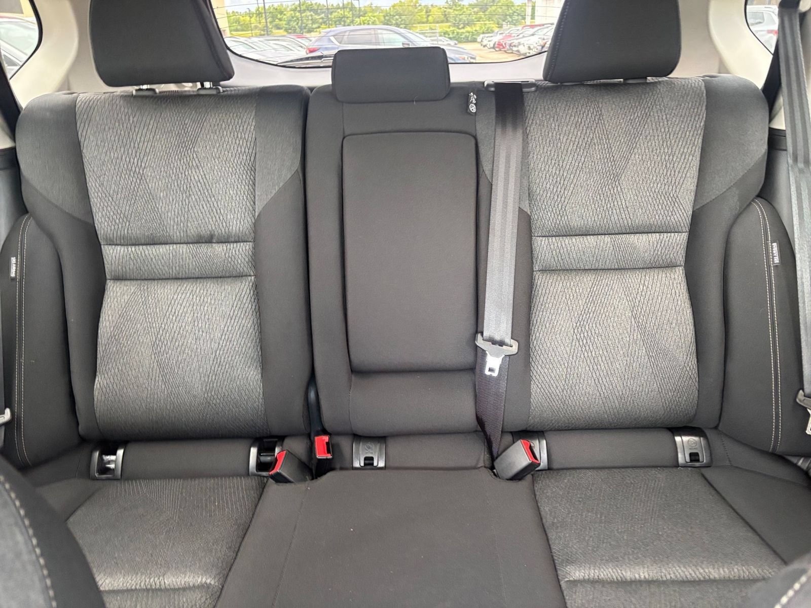 Used 2026 Nissan Rogue SV FWD image 40