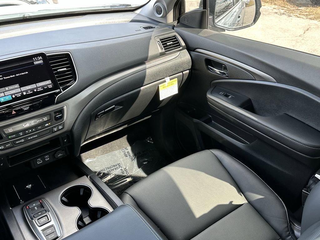 Used 2025 Honda Ridgeline RTL image 16