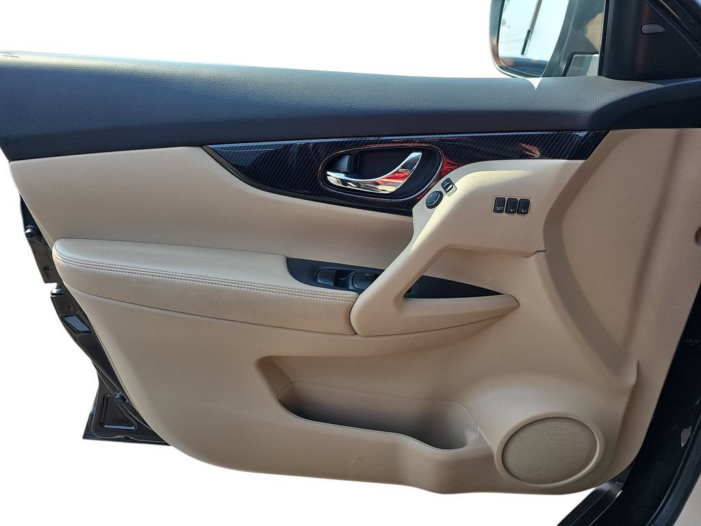 Used 2020 Nissan Rogue SL FWD image 26