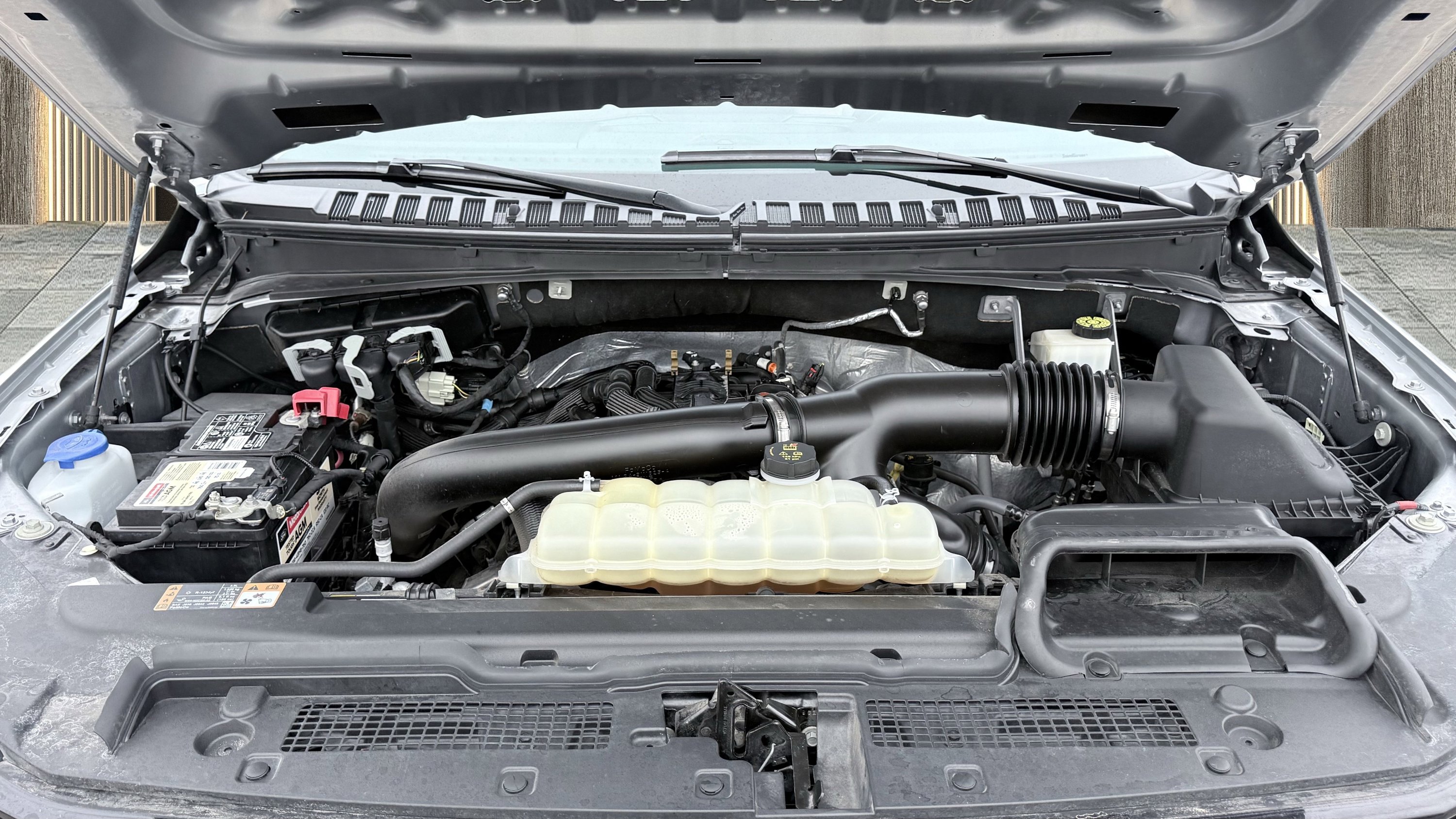 Used 2023 Ford Expedition Limited RWD image 24
