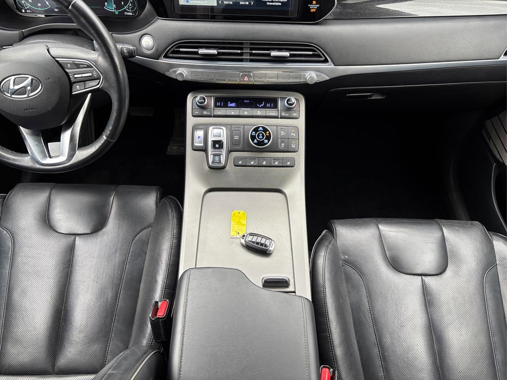Used 2021 Hyundai Palisade Limited image 19