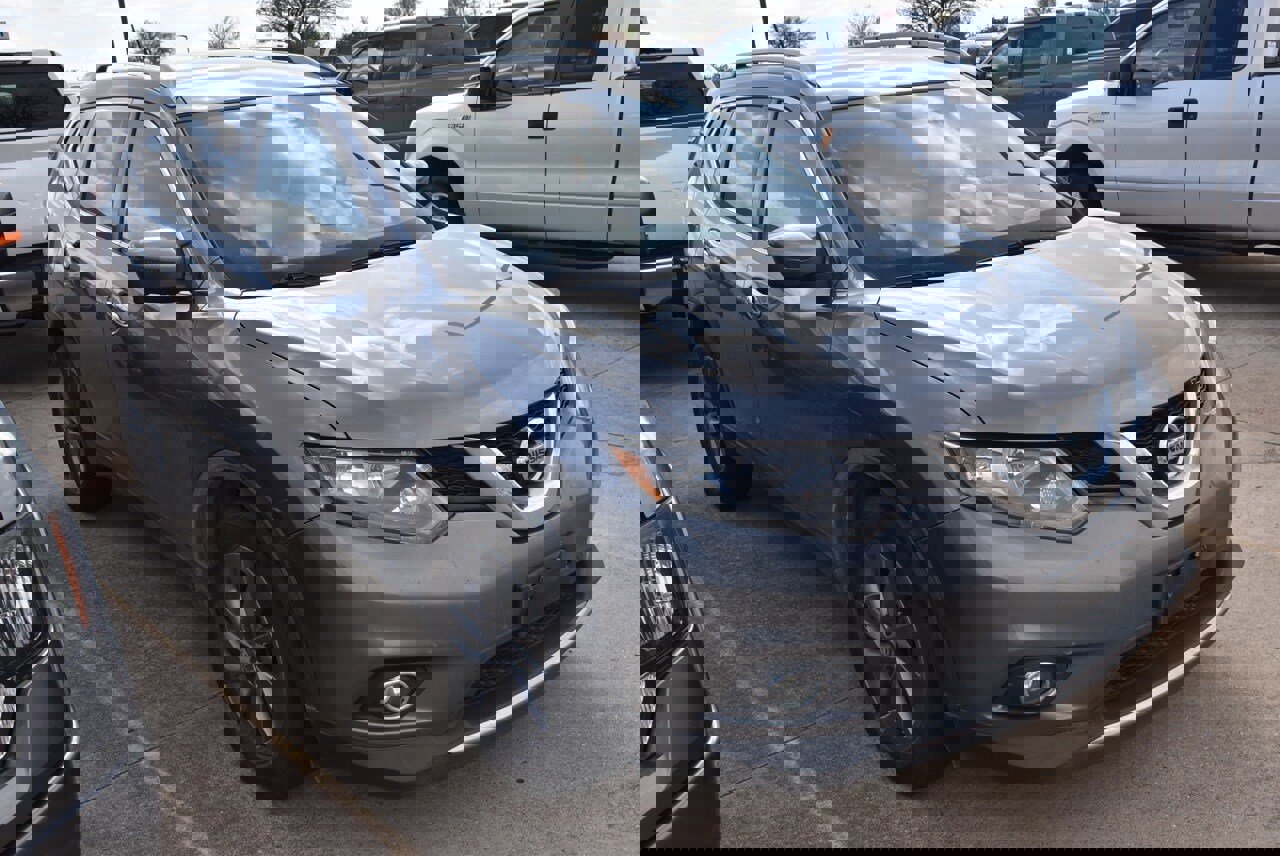 Used 2016 Nissan Rogue SL image 4