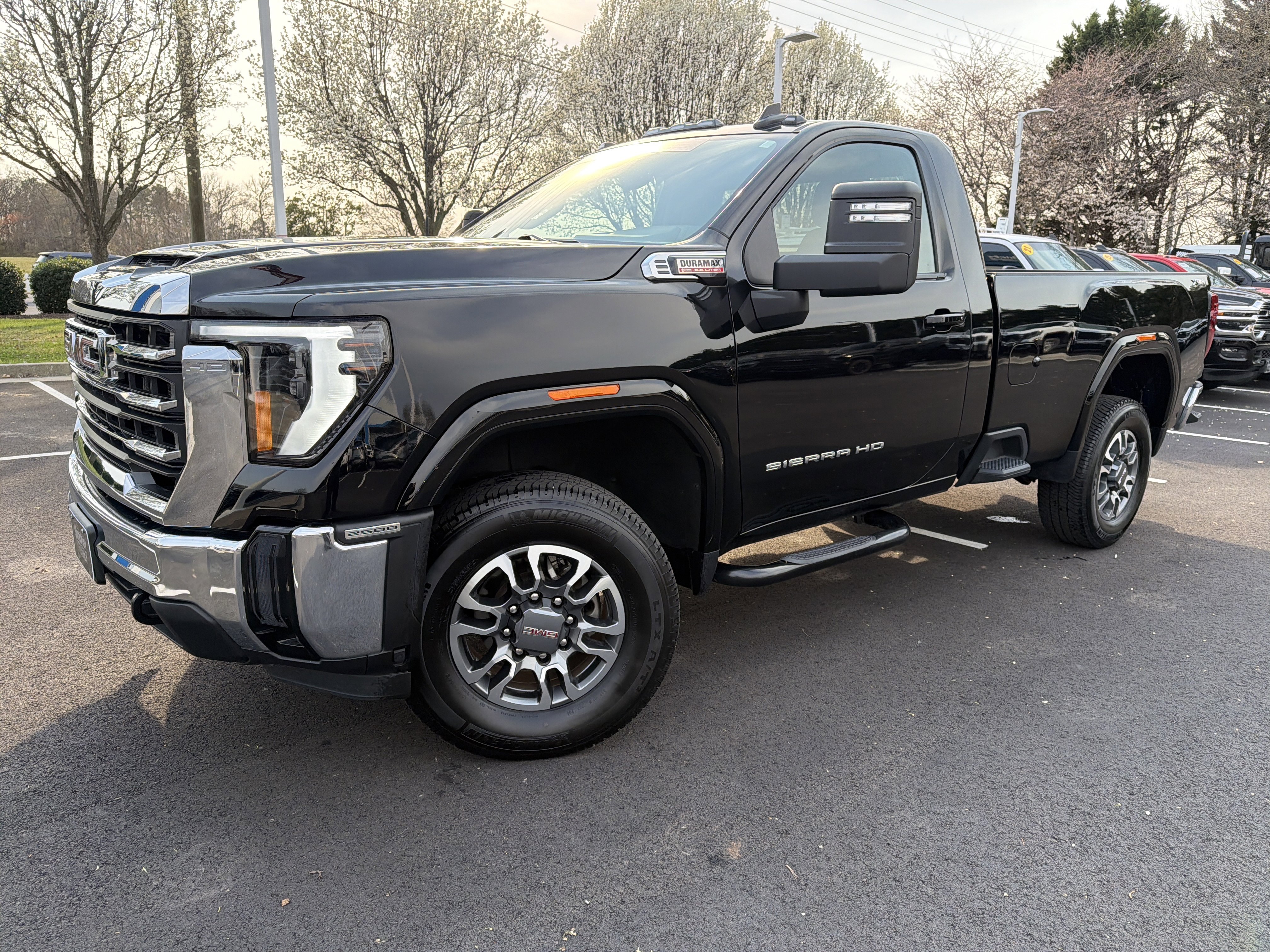 Used 2024 GMC Sierra 2500 SLE w/ Max Trailering Package image 5