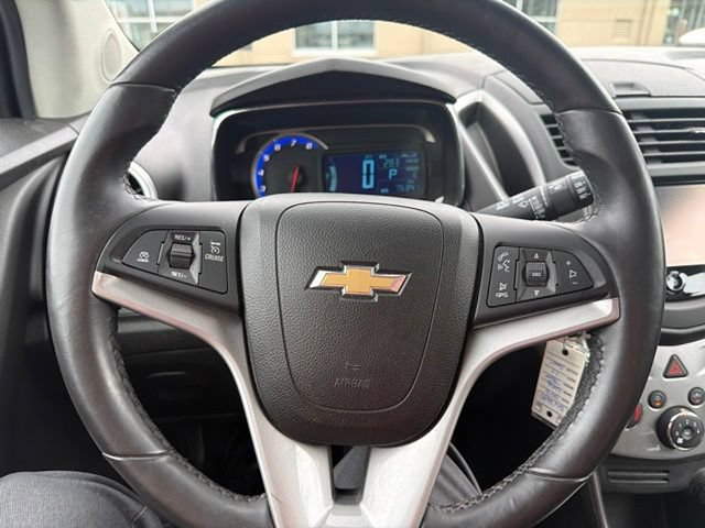 Used 2016 Chevrolet Trax LT w/ LT Convenience Package AWD/4WD image 21