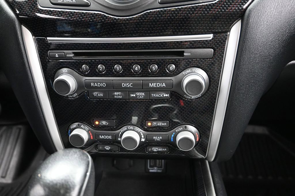 Used 2020 Nissan Pathfinder SV w/ Rock Creek Edition FWD image 16