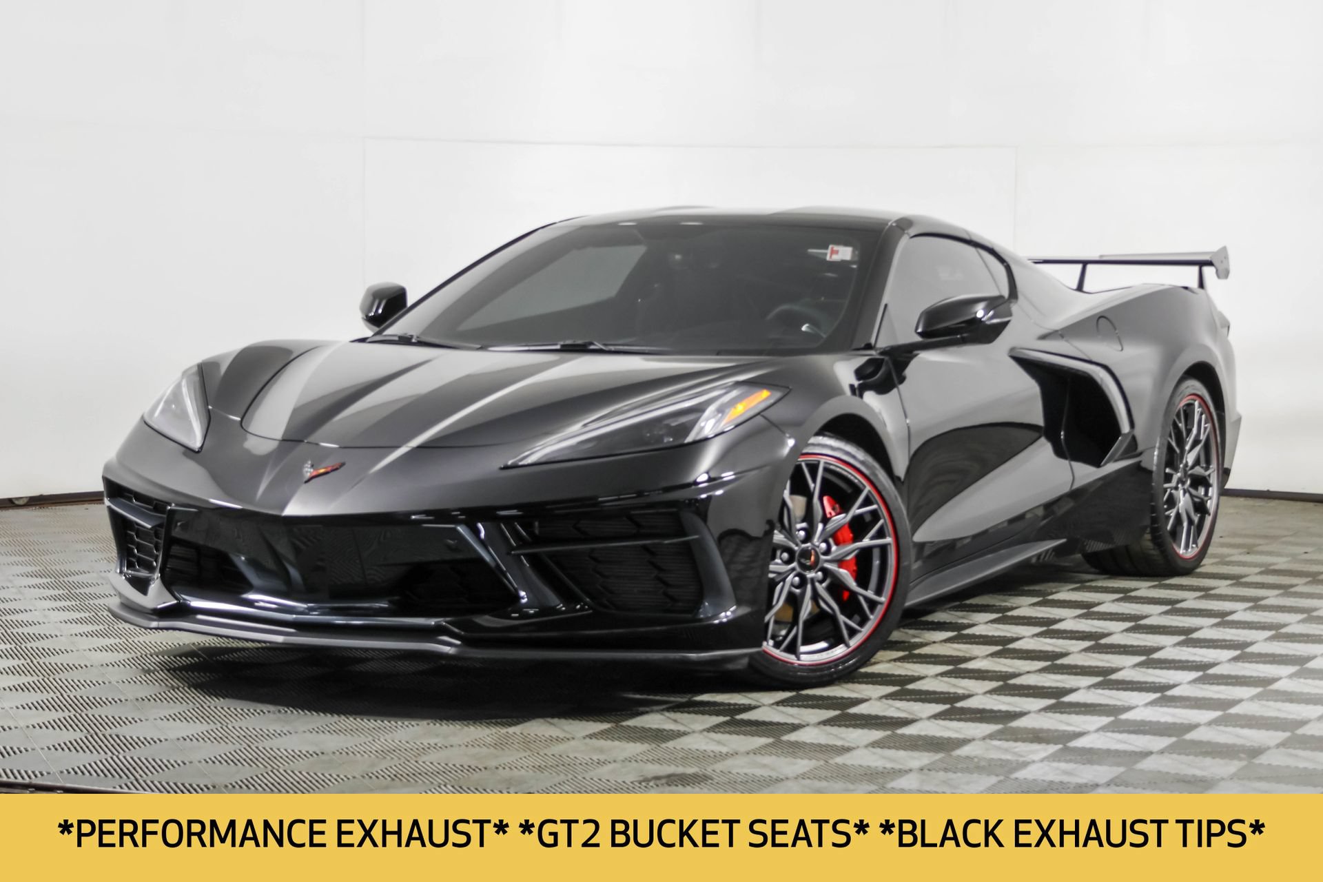 Used 2023 Chevrolet Corvette Stingray Preferred Cpe w/ Battery Protection Package RWD image 2