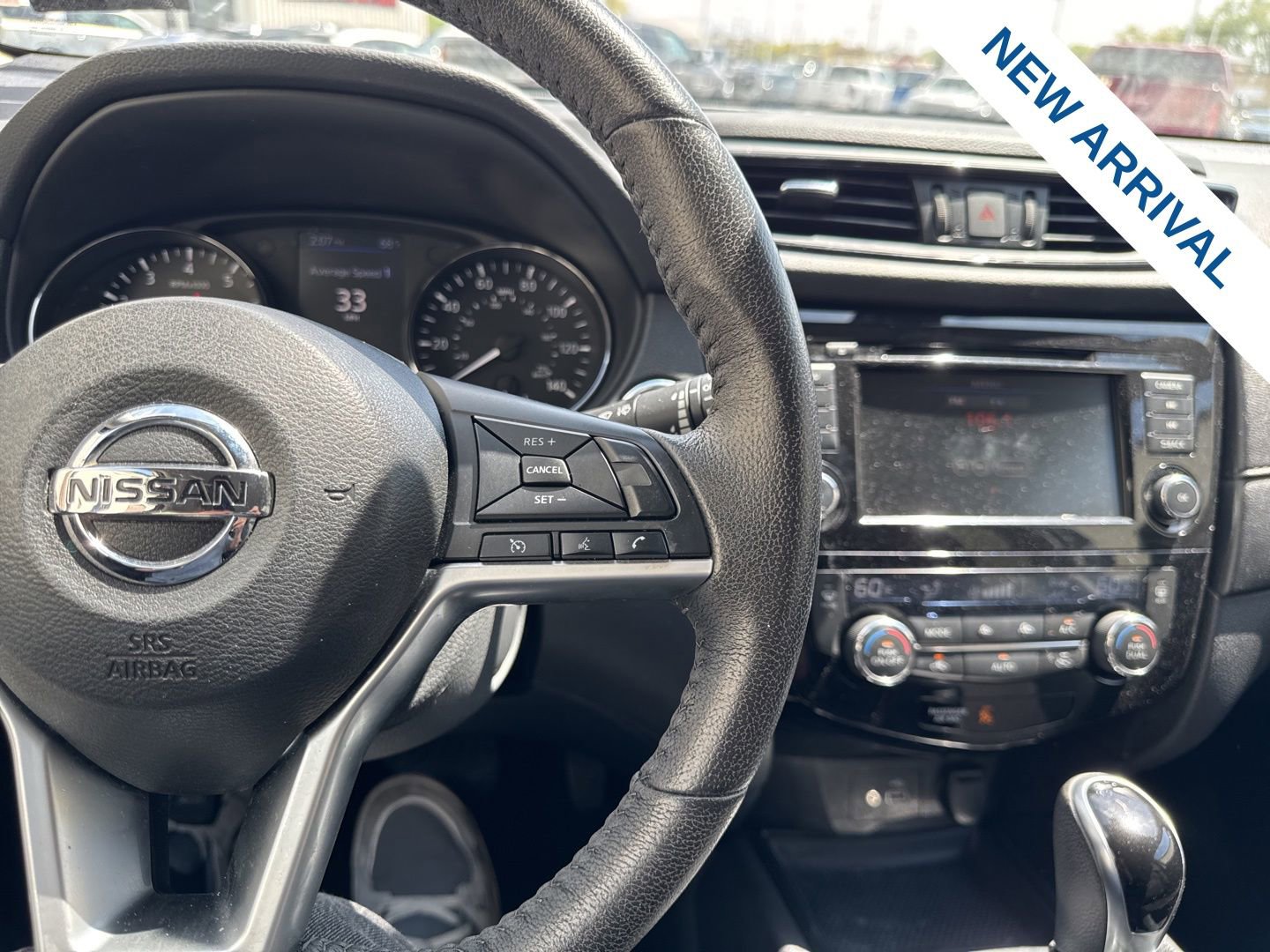 Used 2020 Nissan Rogue SV image 22