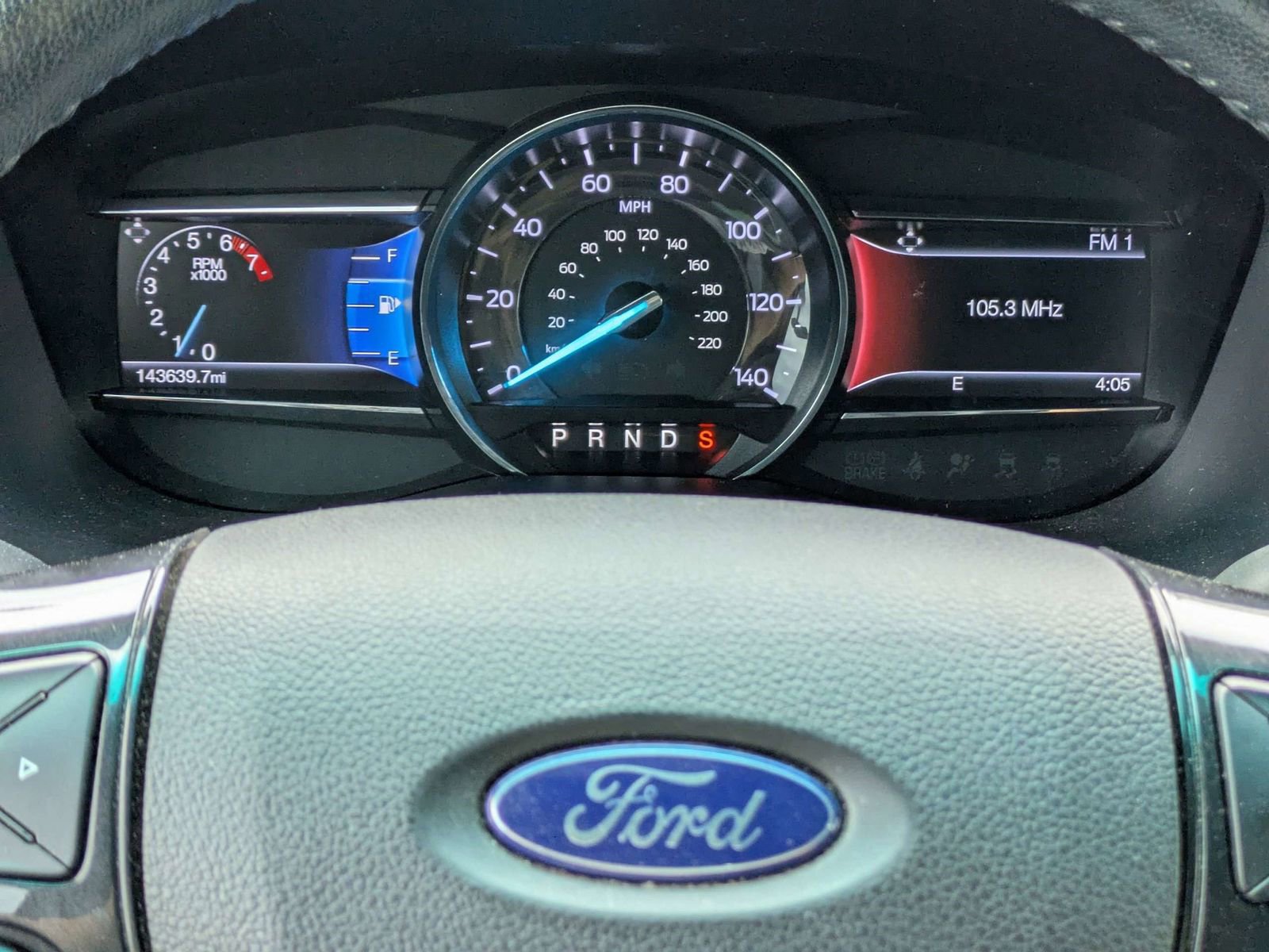 Used 2017 Ford Explorer XLT w/ Equipment Group 202A FWD image 14