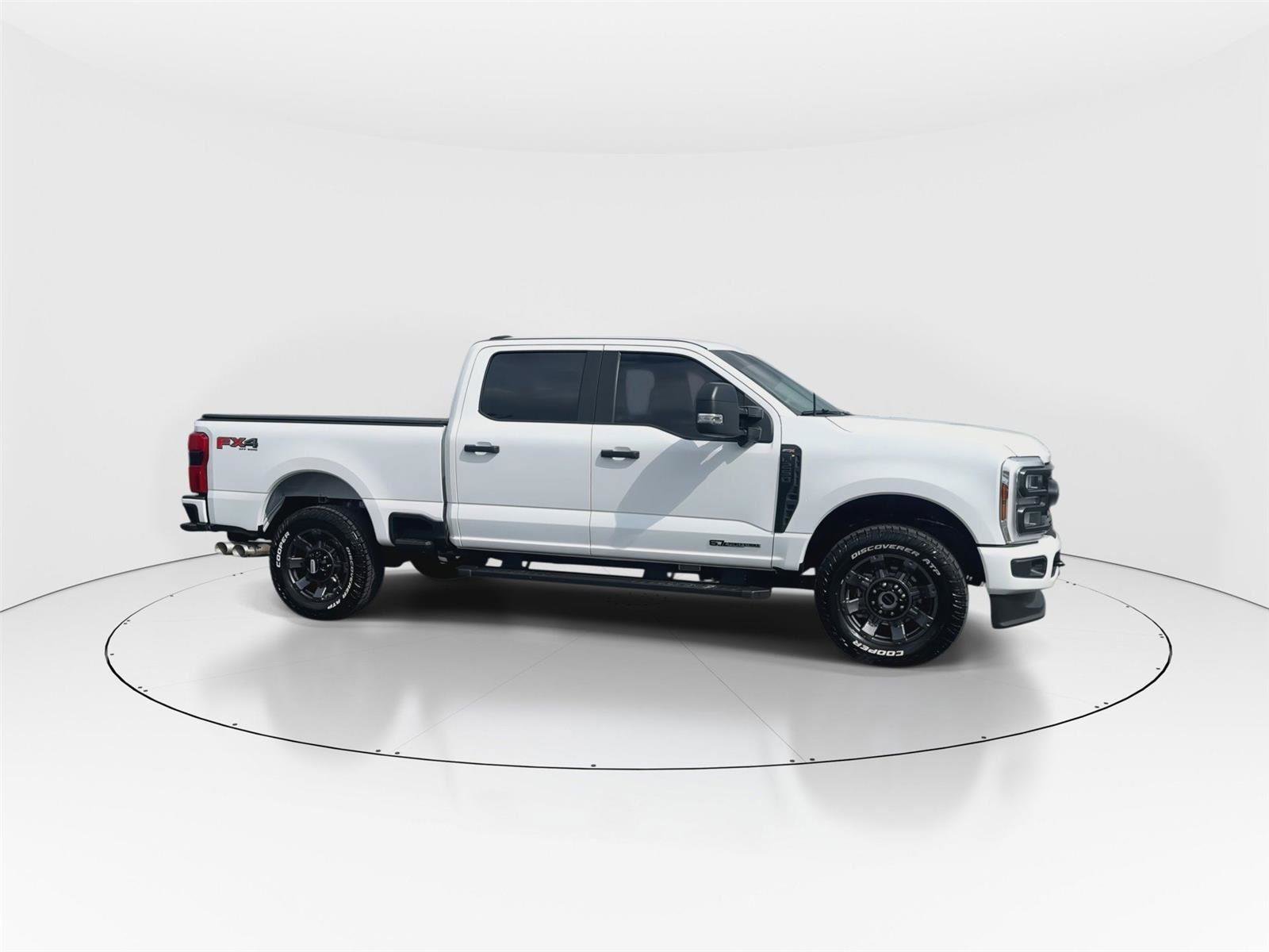 Certified 2025 Ford F250 XL w/ STX Appearance Package image 9