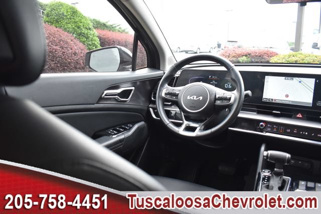 Used 2024 Kia Sportage EX FWD image 25