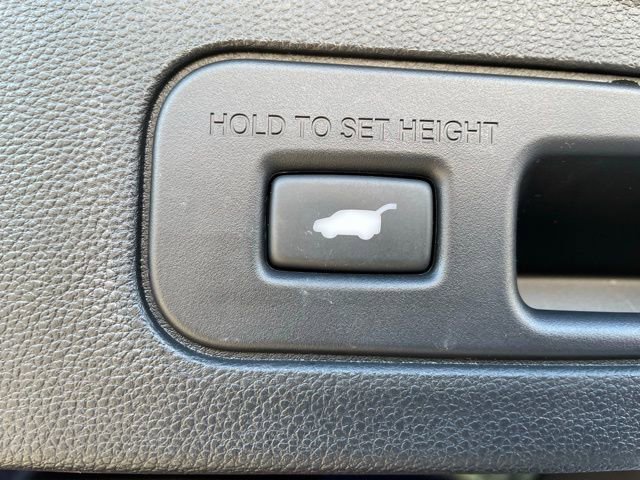 Used 2025 Acura MDX A-Spec image 33