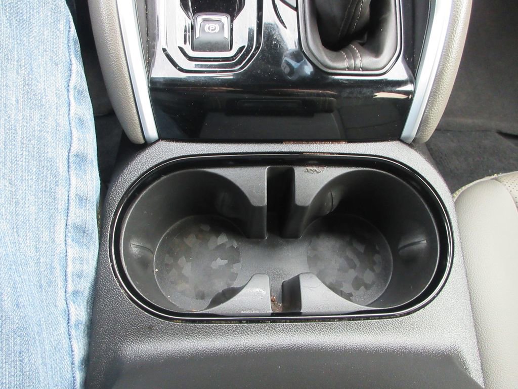 Used 2025 Chevrolet Colorado ZR2 w/ Technology Package image 32