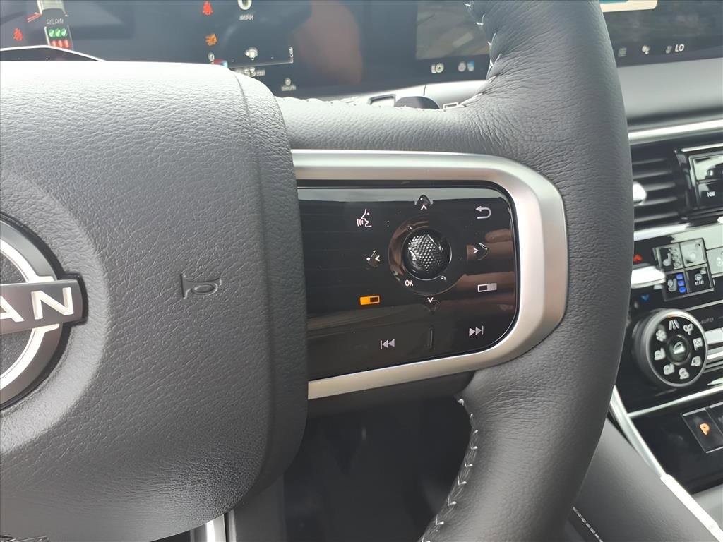 New 2026 Nissan Armada Platinum image 17