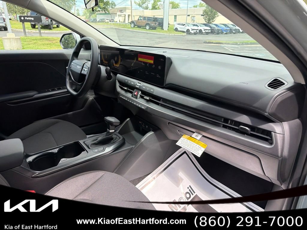 New 2026 Kia K4 FWD image 12