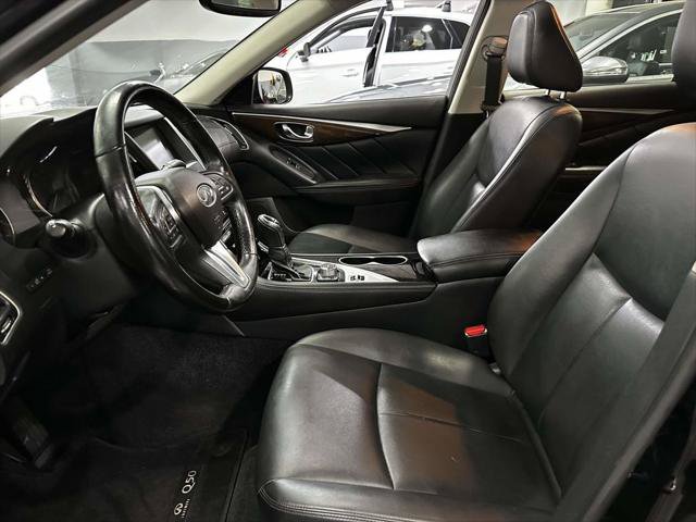Used 2019 INFINITI Q50 Luxe AWD/4WD image 12