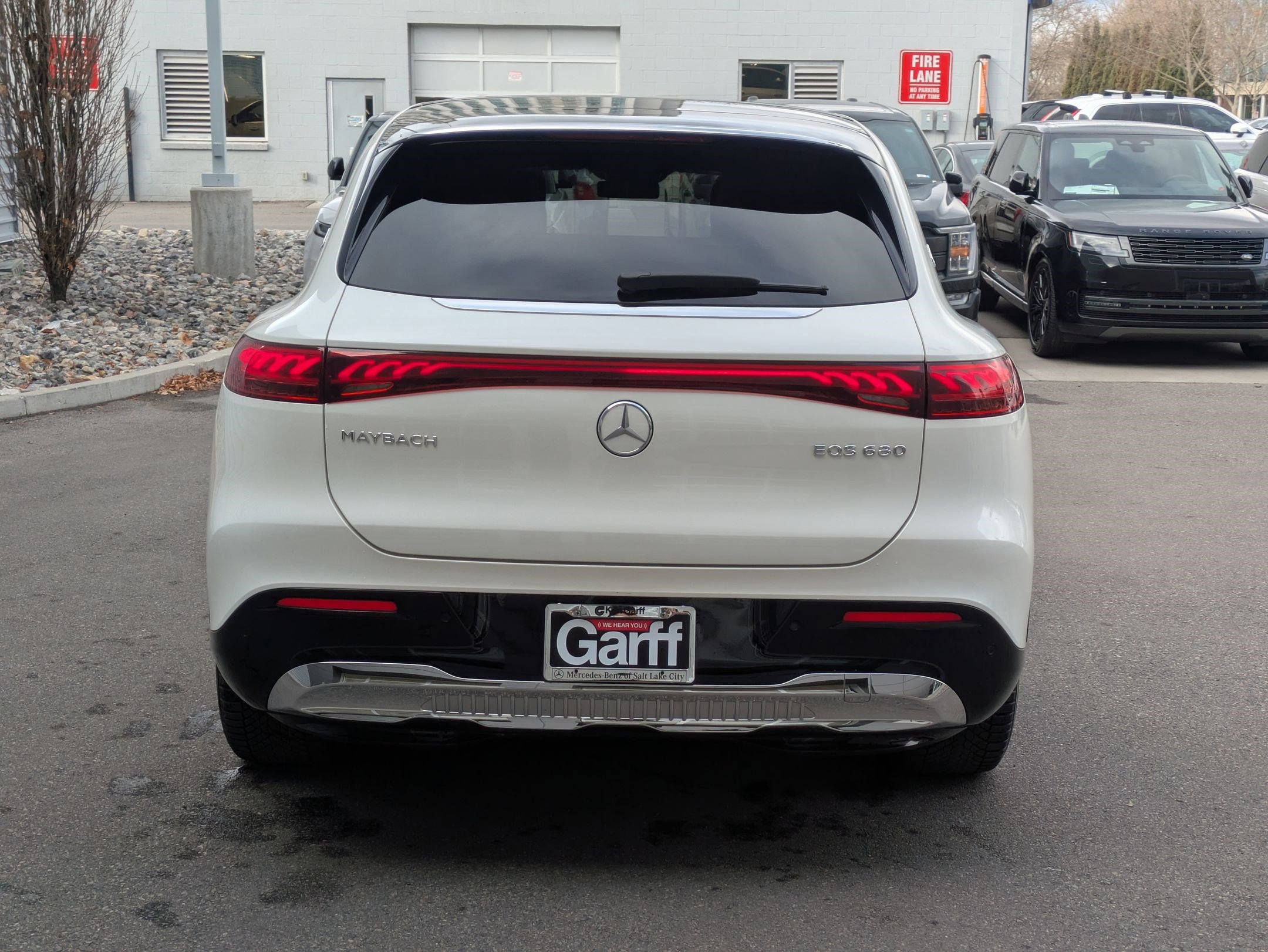 Used 2024 Mercedes-Benz Maybach EQS 680 4MATIC image 4