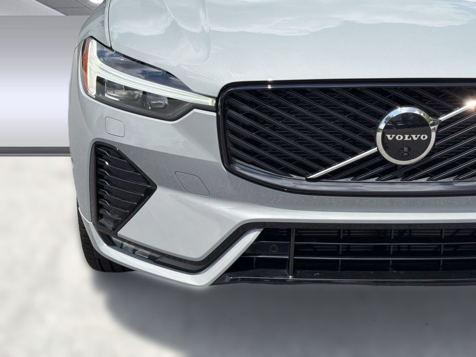 New 2026 Volvo XC60 B5 Ultra w/ Climate Package AWD/4WD image 12