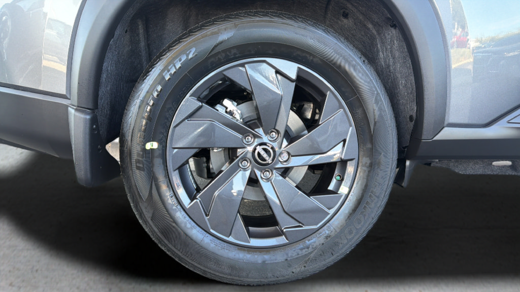 New 2026 Nissan Rogue SV AWD/4WD image 13