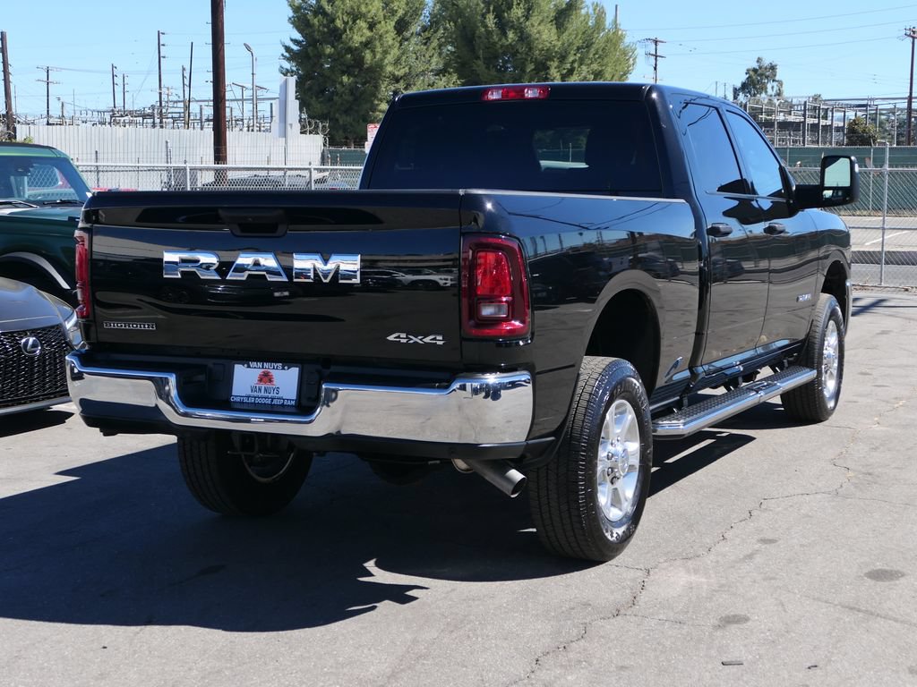 Used 2026 RAM 2500 Big Horn AWD/4WD image 3