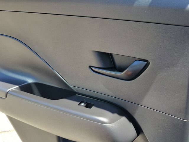 New 2026 Hyundai Kona SE FWD image 23