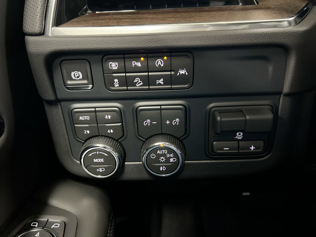 New 2027 Chevrolet Tahoe High Country AWD/4WD image 19