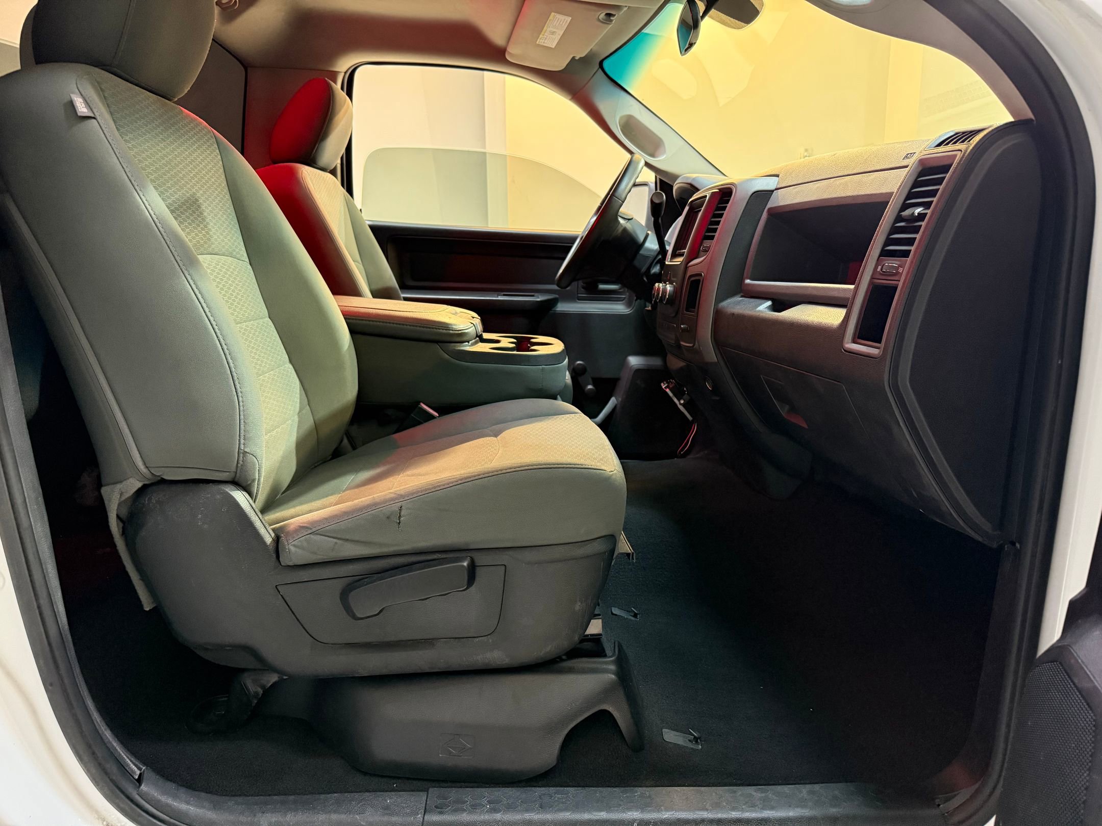 Used 2014 RAM 1500 Tradesman w/ Popular Equipment Group image 31