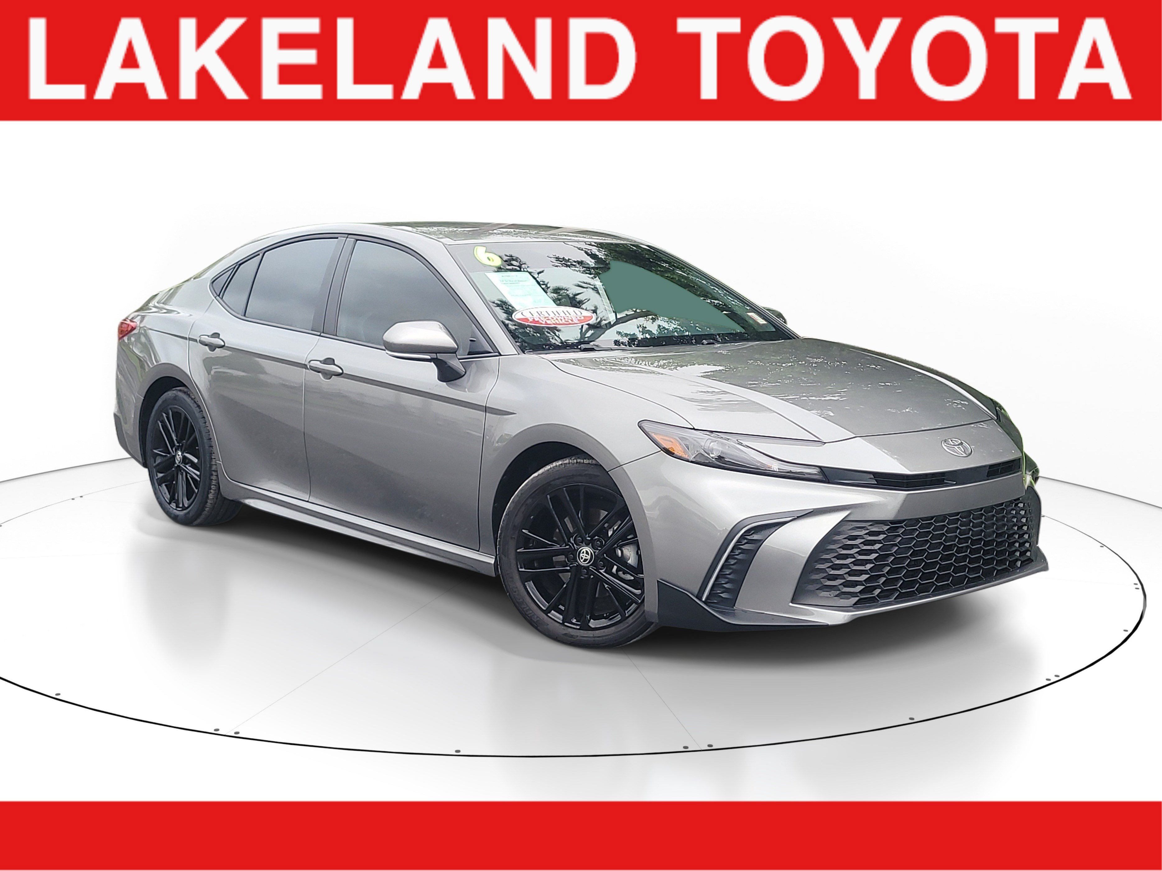Certified 2026 Toyota Camry SE FWD image 1