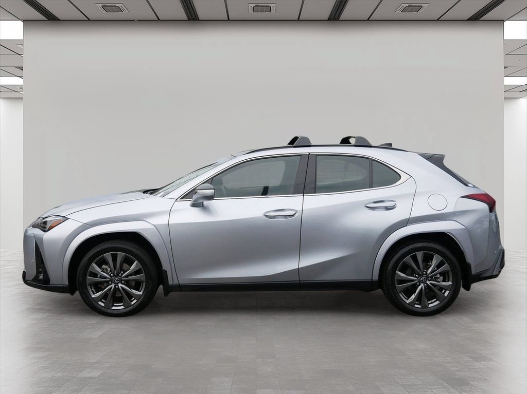 Certified 2024 Lexus UX 250h F Sport AWD/4WD image 3