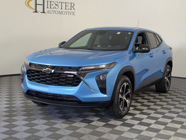 Used 2025 Chevrolet Trax RS FWD image 4