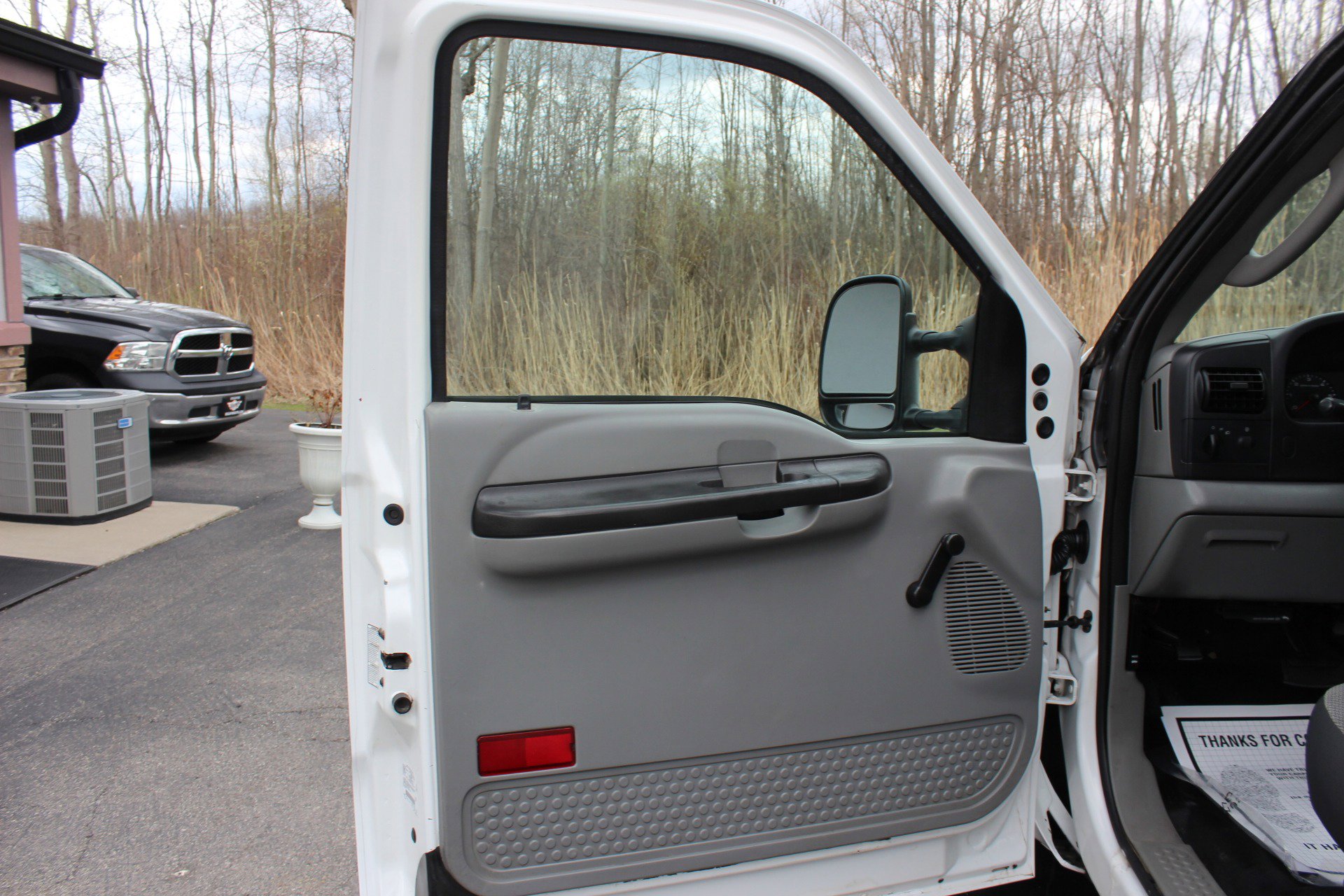 Used 2005 Ford F250 XLT AWD/4WD image 14