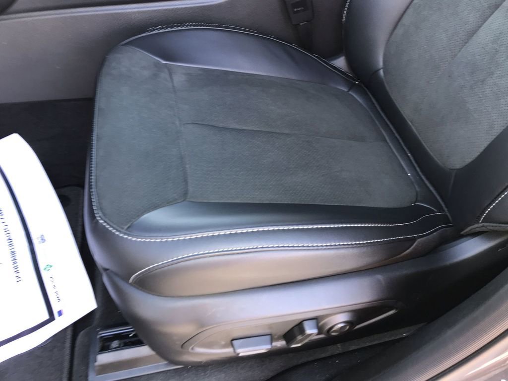 New 2026 Jeep Grand Cherokee L 4WD image 12